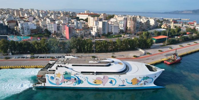 EuroChampion Jet – Το νέο ταχύπλοο της SEAJETS κατέφτασε στο λιμάνι του Πειραιά EuroChampion Jet – Το νέο ταχύπλοο της SEAJETS κατέφτασε στο λιμάνι του Πειραιά