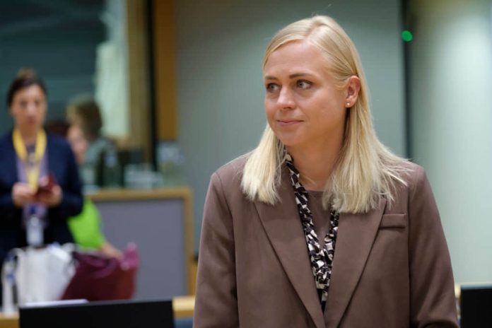 Η Φινλανδία και η Σουηδία εκτιμούν ότι χρειάζονται περισσότερες κυρώσεις κατά της Ρωσίας Η Φινλανδία και η Σουηδία εκτιμούν ότι χρειάζονται περισσότερες κυρώσεις κατά της Ρωσίας