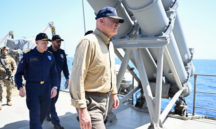 Δένδιας για φρεγάτα «Ύδρα»: Είμαστε υπερήφανοι για τις επιχειρήσεις της πατρίδας μας Δένδιας για φρεγάτα «Ύδρα»: Είμαστε υπερήφανοι για τις επιχειρήσεις της πατρίδας μας