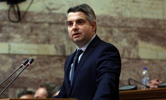 Κωνσταντινόπουλος: Αν θέλει εκλογές ο Ανδρουλάκης με 50.000 κόσμο, ας τις κάνει μεταξύ των φίλων του Κωνσταντινόπουλος: Αν θέλει εκλογές ο Ανδρουλάκης με 50.000 κόσμο, ας τις κάνει μεταξύ των φίλων του