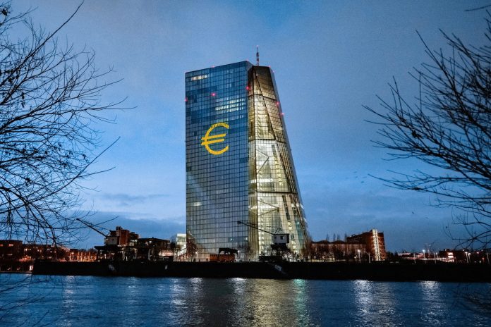 ΕΚΤ: Αναμένεται άνοδος του πληθωρισμού τους επόμενους μήνες ΕΚΤ: Αναμένεται άνοδος του πληθωρισμού τους επόμενους μήνες