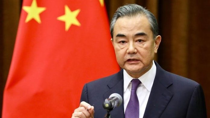 ΥΠΕΞ Κίνας-Wang: Μία σύγκρουση με τις ΗΠΑ είναι αδιανόητη ΥΠΕΞ Κίνας-Wang: Μία σύγκρουση με τις ΗΠΑ είναι αδιανόητη