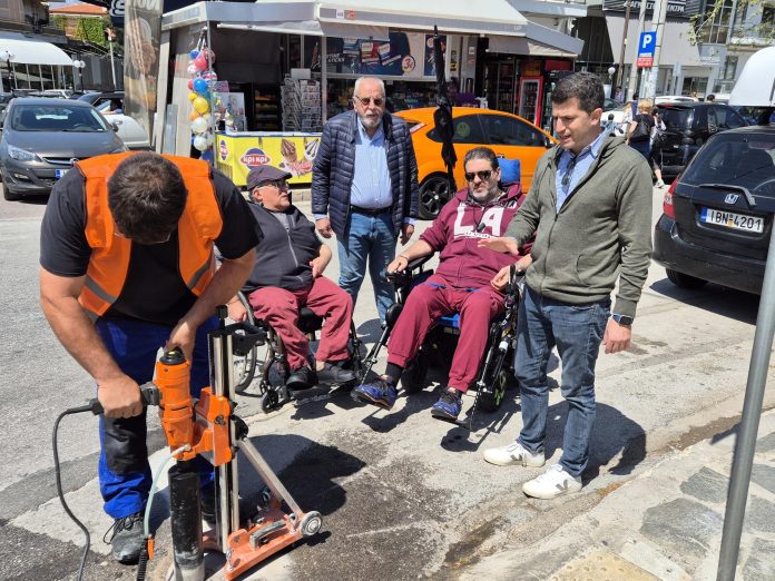 Ο δήμος Κηφισιάς τοποθετεί έξυπνους αισθητήρες σε ράμπες και διαβάσεις ΑμεΑ Ο δήμος Κηφισιάς τοποθετεί έξυπνους αισθητήρες σε ράμπες και διαβάσεις ΑμεΑ