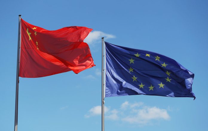 Η Κίνα ζητά από την ΕΕ να επανεξετάσει τους δασμούς στα ηλεκτρικά αυτοκίνητα Η Κίνα ζητά από την ΕΕ να επανεξετάσει τους δασμούς στα ηλεκτρικά αυτοκίνητα
