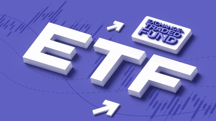 Τα ETF αναλαμβάνουν τα πρωτεία στην αγορά πρότυπων χαρτοφυλακίων στις ΗΠΑ Τα ETF αναλαμβάνουν τα πρωτεία στην αγορά πρότυπων χαρτοφυλακίων στις ΗΠΑ