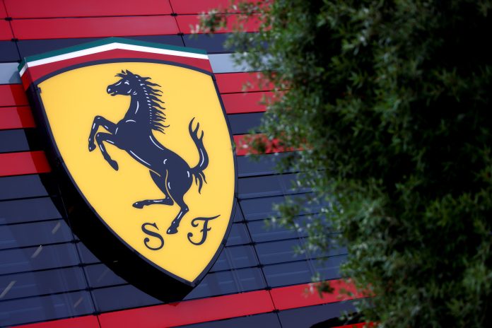 Η Ferrari ανοίγει εργαστήριο ηλεκτρονικών μπαταριών καθώς η “μανία” για EV μεγαλώνει Η Ferrari ανοίγει εργαστήριο ηλεκτρονικών μπαταριών καθώς η “μανία” για EV μεγαλώνει