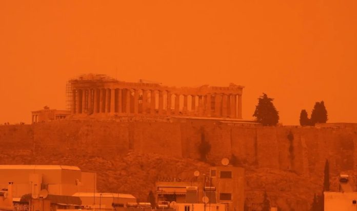 Καιρός: “Κοκτέιλ” ζέστης και αφρικανικής σκόνης τα επόμενα 24ωρα Καιρός: “Κοκτέιλ” ζέστης και αφρικανικής σκόνης τα επόμενα 24ωρα