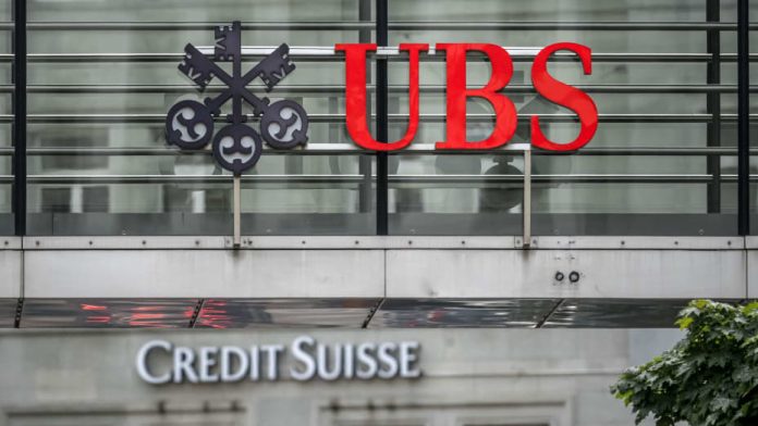 Ο πρόεδρος της UBS λέει ότι η τράπεζα “δεν είναι πολύ μεγάλη για να αποτύχει” Ο πρόεδρος της UBS λέει ότι η τράπεζα “δεν είναι πολύ μεγάλη για να αποτύχει”