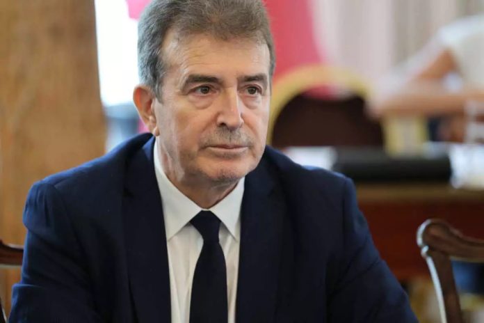Χρυσοχοΐδης: ”Safe house για την ασφάλεια των γυναικών σε κάθε περιοχή” Χρυσοχοΐδης: ”Safe house για την ασφάλεια των γυναικών σε κάθε περιοχή”