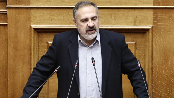 Σπαρτιάτες: Ανεξαρτητοποιήθηκε και ο Γιάννης Δημητροκάλλης Σπαρτιάτες: Ανεξαρτητοποιήθηκε και ο Γιάννης Δημητροκάλλης