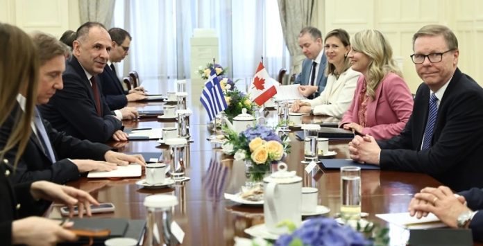 Γεραπετρίτης: Η Ελλάδα πλέον φιλική σε επενδύσεις Γεραπετρίτης: Η Ελλάδα πλέον φιλική σε επενδύσεις