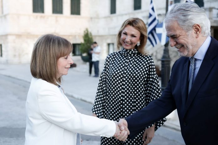 ΠτΔ: Η εθνική μας οικονομία προσβλέπει στον κλάδο της ναυτιλίας ως σημαντικό μοχλό δύναμης ΠτΔ: Η εθνική μας οικονομία προσβλέπει στον κλάδο της ναυτιλίας ως σημαντικό μοχλό δύναμης