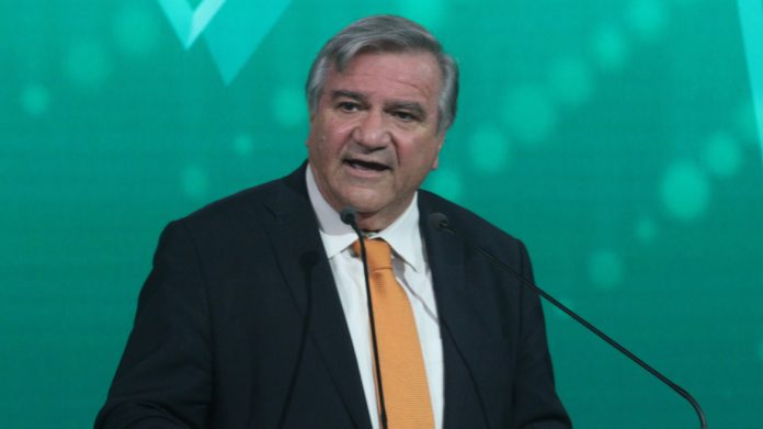 Καστανίδης κατά Ανδρουλάκη για όριο θητειών στο ΠΑΣΟΚ Καστανίδης κατά Ανδρουλάκη για όριο θητειών στο ΠΑΣΟΚ