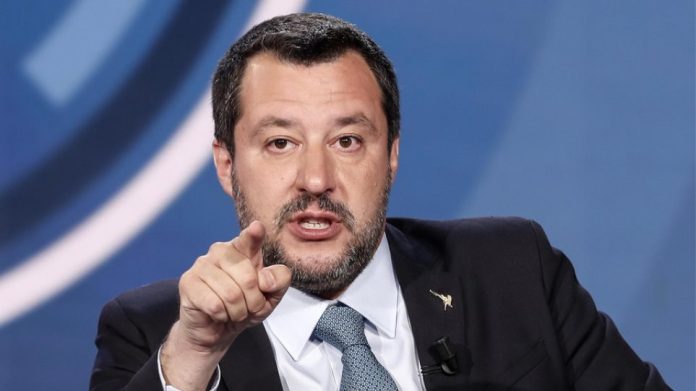 Ματέο Σαλβίνι: Στηρίζουμε τον Τραμπ για τις εκλογές του Νοεμβρίου Ματέο Σαλβίνι: Στηρίζουμε τον Τραμπ για τις εκλογές του Νοεμβρίου