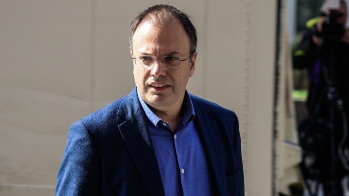Θεοχαρόπουλος: Το αρνητικό αποτέλεσμα των ευρωεκλογών το χρεώνεται ο Κασσελάκης Θεοχαρόπουλος: Το αρνητικό αποτέλεσμα των ευρωεκλογών το χρεώνεται ο Κασσελάκης