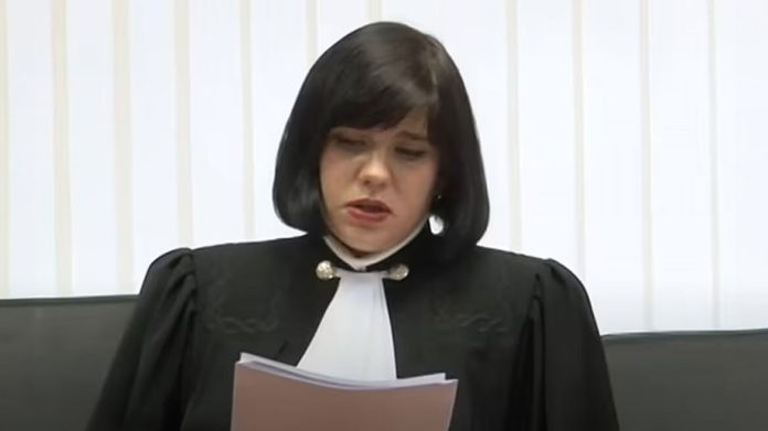 Ρωσία: Νεκρή δικαστικός που είχε καταδικάσει αντιπάλους του Κρεμλίνου Ρωσία: Νεκρή δικαστικός που είχε καταδικάσει αντιπάλους του Κρεμλίνου