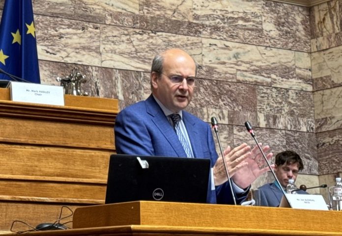 Κ. Χατζηδάκης: «Τα υγιή δημόσια οικονομικά αποτελούν προϋπόθεση για τη βιώσιμη ανάπτυξη» Κ. Χατζηδάκης: «Τα υγιή δημόσια οικονομικά αποτελούν προϋπόθεση για τη βιώσιμη ανάπτυξη»