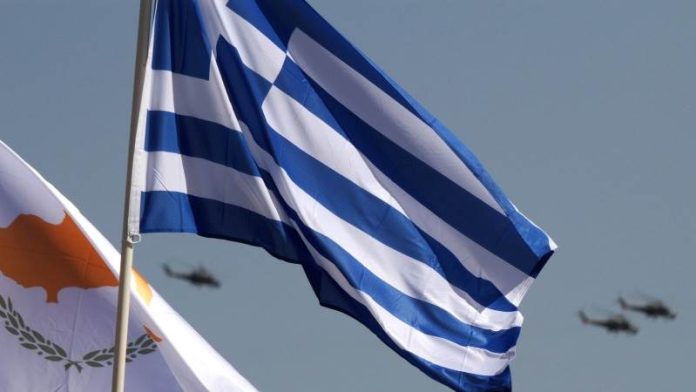Η Ελλάδα επαναβεβαιώνει την υποστήριξή της στη “διζωνική” διακυβέρνηση της Κύπρου Η Ελλάδα επαναβεβαιώνει την υποστήριξή της στη “διζωνική” διακυβέρνηση της Κύπρου
