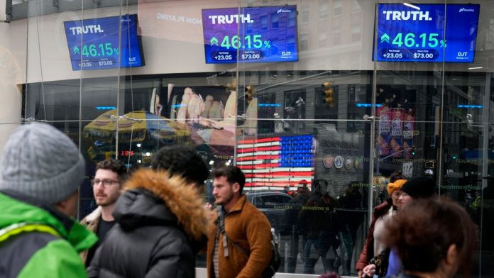 Η Trump Media σημειώνει άνοδο 70% στην premarket μετά τα γεγονότα του Σαββατοκύριακου Η Trump Media σημειώνει άνοδο 70% στην premarket μετά τα γεγονότα του Σαββατοκύριακου