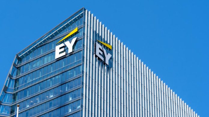 EY: Ενισχύεται η ελκυστικότητα της Ελλάδας ως επενδυτικού προορισμού EY: Ενισχύεται η ελκυστικότητα της Ελλάδας ως επενδυτικού προορισμού