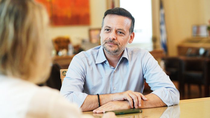 Χάρης Δούκας: Συνέδριο-ορόσημο για την επιβίωση και την ταυτότητα του ΠΑΣΟΚ Χάρης Δούκας: Συνέδριο-ορόσημο για την επιβίωση και την ταυτότητα του ΠΑΣΟΚ
