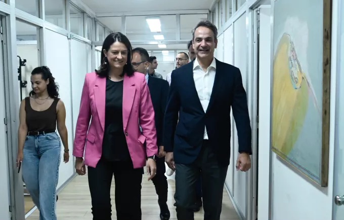 Μητσοτάκης στο υπουργείο Εργασίας: Τολμηρή μεταρρύθμιση η ψηφιακή κάρτα Μητσοτάκης στο υπουργείο Εργασίας: Τολμηρή μεταρρύθμιση η ψηφιακή κάρτα