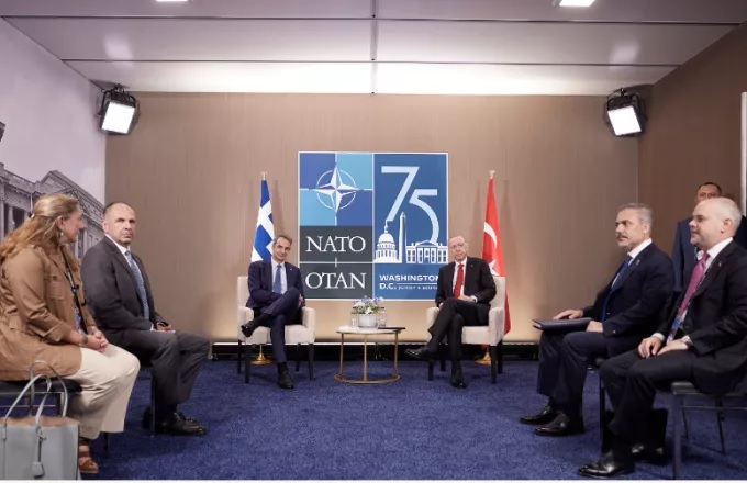 Ο Μητσοτάκης έθεσε το θέμα του Κυπριακού στη συνάντηση με τον Ερντογάν στην Ουάσινγκτον Ο Μητσοτάκης έθεσε το θέμα του Κυπριακού στη συνάντηση με τον Ερντογάν στην Ουάσινγκτον