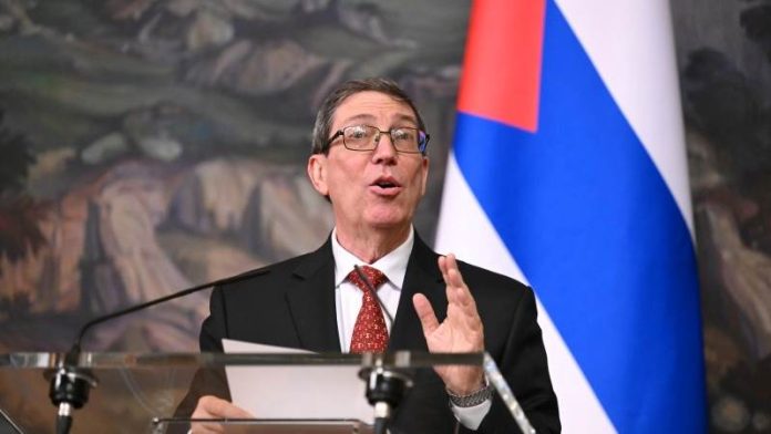 Κούβα: Οι ΗΠΑ παρεμβαίνουν στις εκλογές της Βενεζουέλας Κούβα: Οι ΗΠΑ παρεμβαίνουν στις εκλογές της Βενεζουέλας