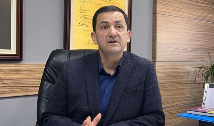 Βαγγέλης Τάβος ο νέος Δήμαρχος Χειμάρρας Βαγγέλης Τάβος ο νέος Δήμαρχος Χειμάρρας