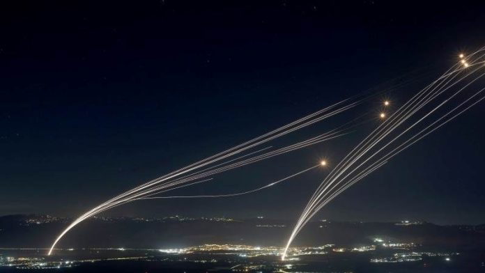 Το Ισραήλ κηρύσσει κατάσταση έκτακτης ανάγκης υπό την απειλή της Χεζμπολάχ Το Ισραήλ κηρύσσει κατάσταση έκτακτης ανάγκης υπό την απειλή της Χεζμπολάχ