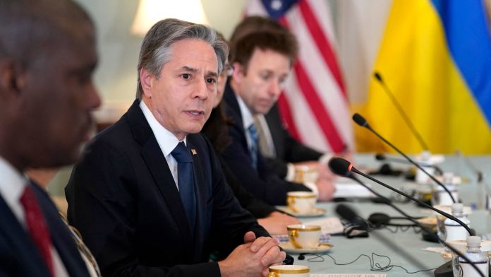 Blinken: Η Ρωσία έλαβε βαλλιστικούς πυραύλους από το Ιράν Blinken: Η Ρωσία έλαβε βαλλιστικούς πυραύλους από το Ιράν