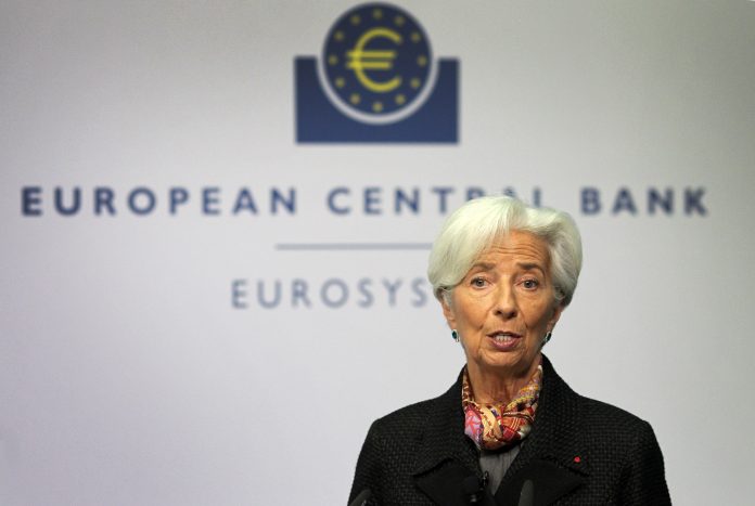 Λαγκάρντ ζητά ευελιξία στην ΕΚΤ καθώς σταθμίζει τα επόμενα βήματα επιτοκίων Λαγκάρντ ζητά ευελιξία στην ΕΚΤ καθώς σταθμίζει τα επόμενα βήματα επιτοκίων