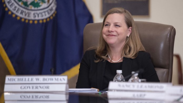 Bowman-Fed: Ο πληθωρισμός είναι γεγονός «δυσάρεστο» που παραμένει πάνω από τον στόχο του 2% Bowman-Fed: Ο πληθωρισμός είναι γεγονός «δυσάρεστο» που παραμένει πάνω από τον στόχο του 2%