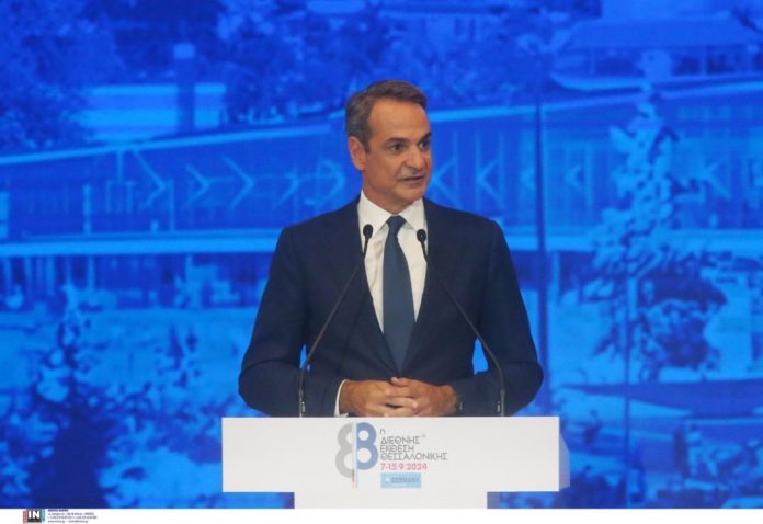 Μητσοτάκης στην 88η ΔΕΘ: Αυξάνονται 2 εκατ. συντάξεις και ο κατώτατος μισθός Μητσοτάκης στην 88η ΔΕΘ: Αυξάνονται 2 εκατ. συντάξεις και ο κατώτατος μισθός