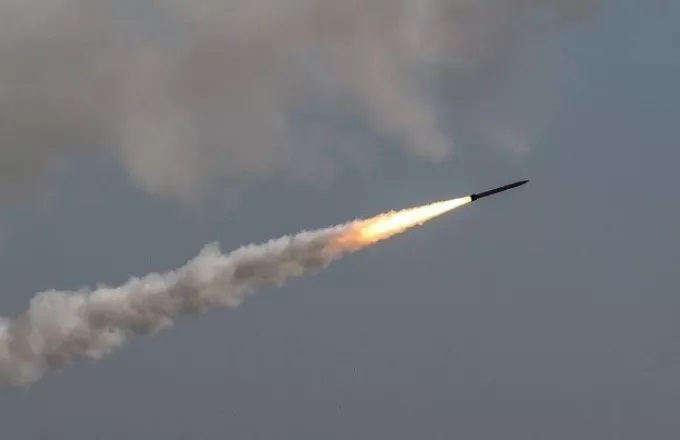 Νέο μπαράζ ρουκετών της Χεζμπολάχ βόρεια του Τελ Αβίβ Νέο μπαράζ ρουκετών της Χεζμπολάχ βόρεια του Τελ Αβίβ