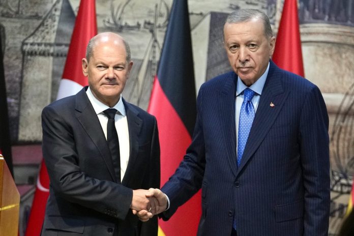 Συνάντηση Σολτς με Ερντογάν: «Σχέδιο εν εξελίξει η πώληση Eurofighter στην Τουρκία» Συνάντηση Σολτς με Ερντογάν: «Σχέδιο εν εξελίξει η πώληση Eurofighter στην Τουρκία»