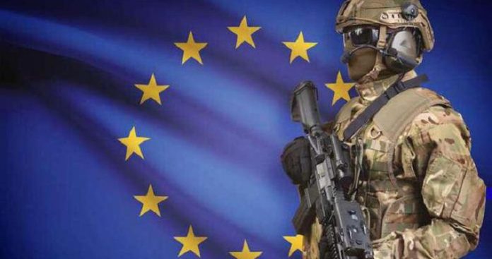 ΕΕ: Πιέσεις για μετατροπή της Ευρώπης σε «αμυντικό γίγαντα» καθώς υποχωρεί ο ρόλος των ΗΠΑ ΕΕ: Πιέσεις για μετατροπή της Ευρώπης σε «αμυντικό γίγαντα» καθώς υποχωρεί ο ρόλος των ΗΠΑ