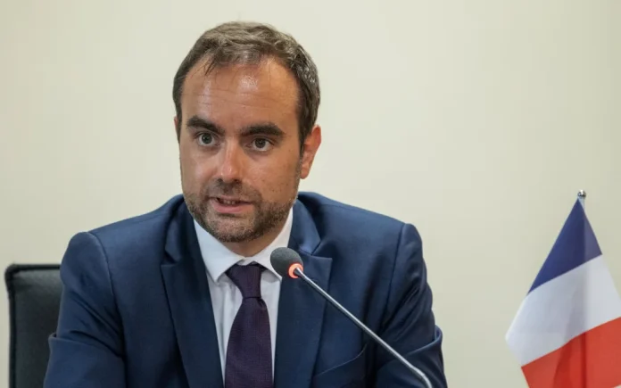 Η Γαλλία θα παραδώσει μαχητικά αεροσκάφη Mirage 2000 στην Ουκρανία στις αρχές του 2025 French Defense Minister Sebastien Lecornu