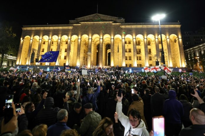 Γεωργιανός εισαγγελέας ανοίγει έρευνα για «εκλογές υποτιθέμενης νοθείας» Γεωργιανός εισαγγελέας ανοίγει έρευνα για «εκλογές υποτιθέμενης νοθείας»