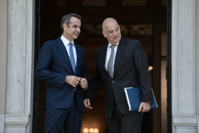 Ανάλυση SBC: «Φαβορί» ο Νίκος Δένδιας για την Προεδρία της Δημοκρατίας Ανάλυση SBC: «Φαβορί» ο Νίκος Δένδιας για την Προεδρία της Δημοκρατίας