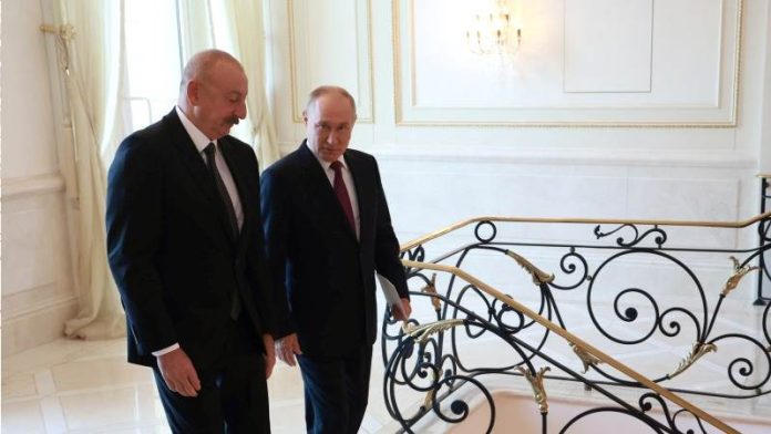 Πούτιν: Στρατηγική συνεργασία με τον Αλίεφ Πούτιν: Στρατηγική συνεργασία με τον Αλίεφ