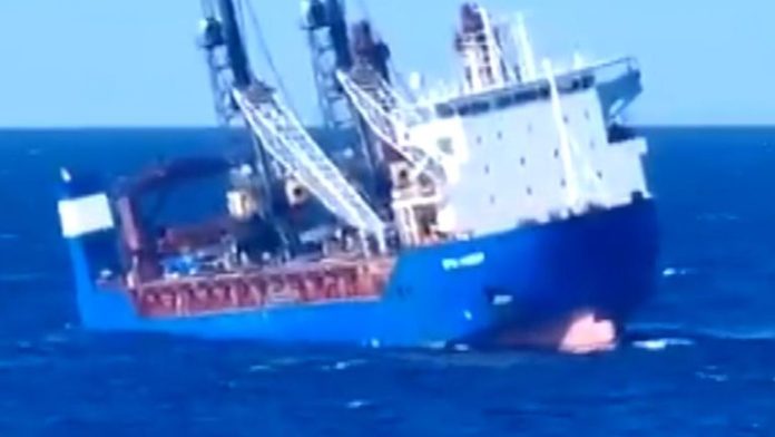 Η Ρωσία επιβεβαιώνει έκρηξη πλοίου στη Μεσόγειο Η Ρωσία επιβεβαιώνει έκρηξη πλοίου στη Μεσόγειο