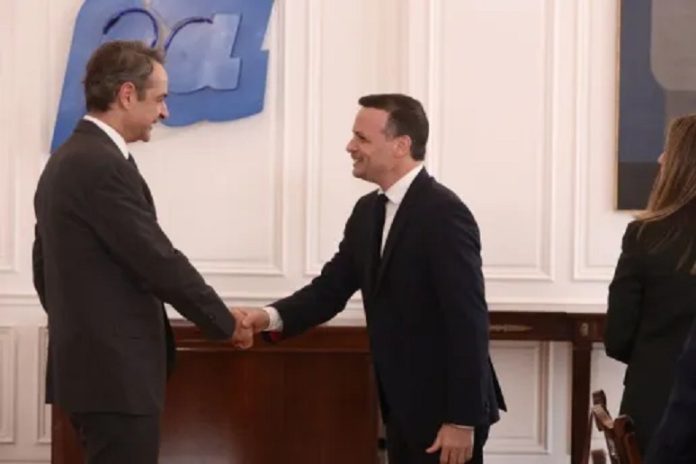 Συνάντηση Μητσοτάκη – Δούκα στο Μαξίμου: “Η κυβέρνηση είναι ανοικτή να έχουμε την καλύτερη δυνατή συνεργασία” Συνάντηση Μητσοτάκη – Δούκα στο Μαξίμου: “Η κυβέρνηση είναι ανοικτή να έχουμε την καλύτερη δυνατή συνεργασία”