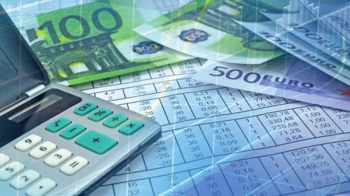 Προϋπολογισμός 2025: Πώς χτίστηκε το υπερ-πλεόνασμα με φόρους και περικοπές δαπανών Προϋπολογισμός 2025: Πώς χτίστηκε το υπερ-πλεόνασμα με φόρους και περικοπές δαπανών