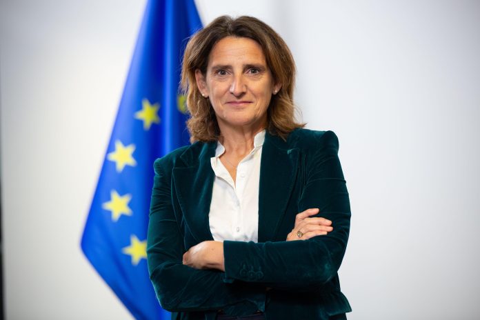 Η ΕΕ εξετάζει τις επιδοτήσεις για να ενισχύσει τη ζήτηση EV και να αντιμετωπίσει τις εισαγωγές Η ΕΕ εξετάζει τις επιδοτήσεις για να ενισχύσει τη ζήτηση EV και να αντιμετωπίσει τις εισαγωγές