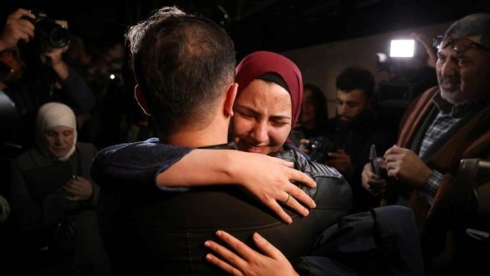Το Ισραήλ θα απελευθερώσει 90 Παλαιστίνιους κρατούμενους Το Ισραήλ θα απελευθερώσει 90 Παλαιστίνιους κρατούμενους