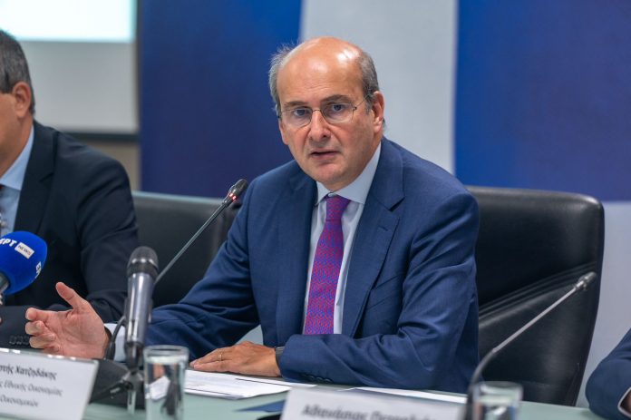 Κ. Χατζηδάκης: Οι όροι δανεισμού της Ελλάδας επιβεβαιώνουν την εμπιστοσύνη στην οικονομία μας παρά τη διεθνή αστάθεια Κ. Χατζηδάκης: Οι όροι δανεισμού της Ελλάδας επιβεβαιώνουν την εμπιστοσύνη στην οικονομία μας παρά τη διεθνή αστάθεια