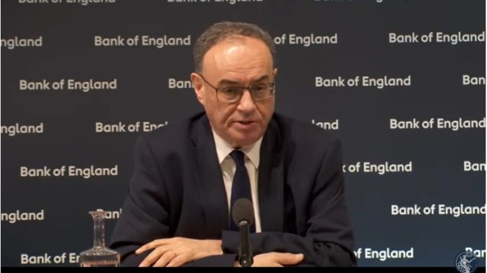 Μπέιλι (BoE): Τα επιτόκια θα παραμείνουν σε καθοδική πορεία Μπέιλι (BoE): Τα επιτόκια θα παραμείνουν σε καθοδική πορεία