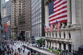 ΗΠΑ: Νέα ιστορικά ρεκόρ στη Wall Street με φόντο τη σύγκρουση Τραμπ–Fed ΗΠΑ: Νέα ιστορικά ρεκόρ στη Wall Street με φόντο τη σύγκρουση Τραμπ–Fed