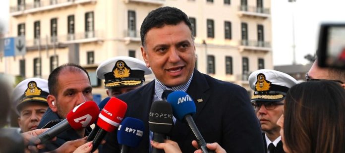 Β. Κικίλιας: «Οι κανόνες ασφαλείας θα τηρούνται από όλους ώστε να επικρατεί τάξη και ασφάλεια σε όλα τα λιμάνια της χώρας» Β. Κικίλιας: «Οι κανόνες ασφαλείας θα τηρούνται από όλους ώστε να επικρατεί τάξη και ασφάλεια σε όλα τα λιμάνια της χώρας»